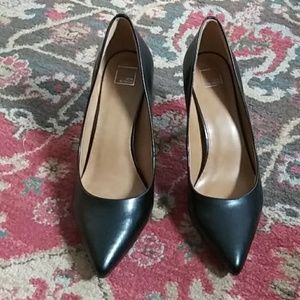 14th & Union Black Heels